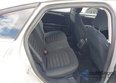 2017 Ford Fusion Se z USA, uszkodzony, nr VIN 3FA6P0H74HR359120